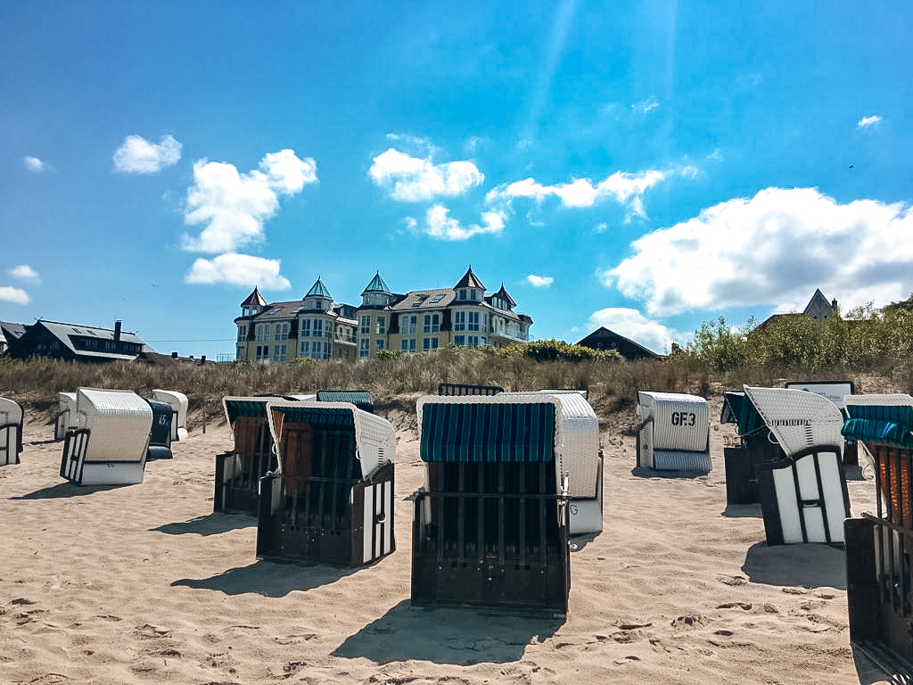 to German Girl Insel American A Usedom… Travel One for Sommerzeit: Germans to Time –